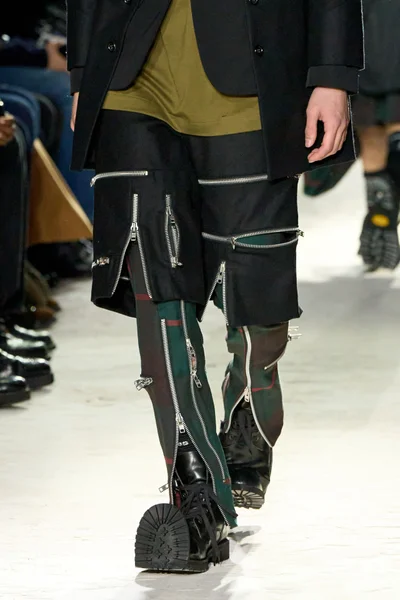 Look 117